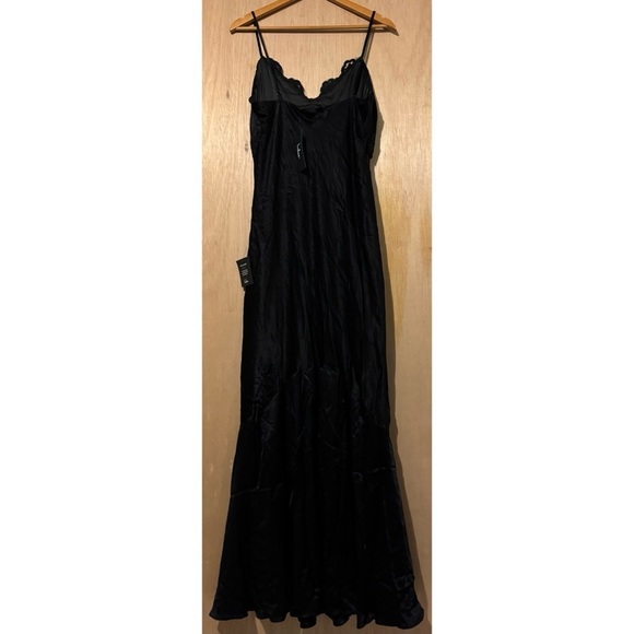 NWT Lulus Classy Beauty Black Satin Lace Mermaid Maxi Dress - Picture 5 of 11
